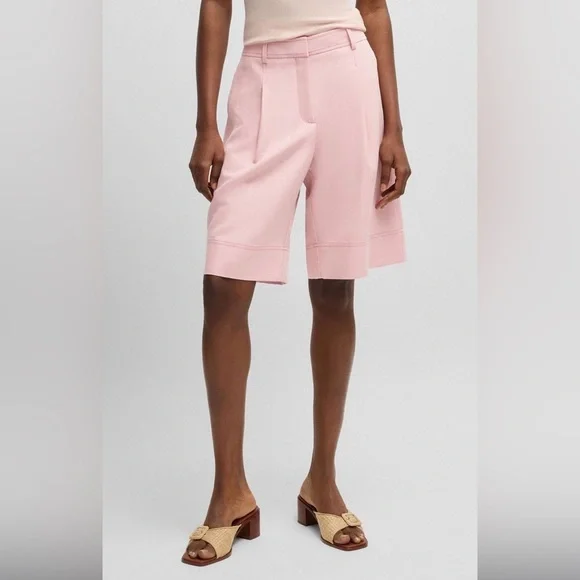 LEDERER Pink RARE Lamb Leather ShortsSize 42Made in IndiaLuxe Editon 10